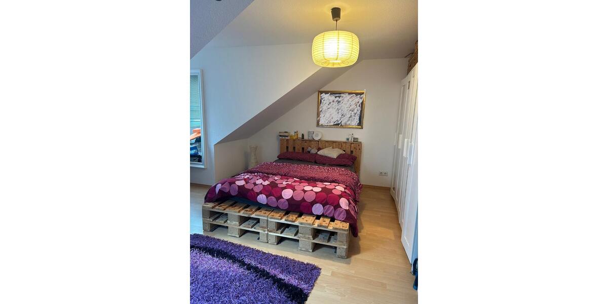 Dachgeschoßwohnung Wuppertal Gemarkung Elberfeld - 2.5 Zimmer, 79 m&sup2;, 635&euro; | Angebot:24830815