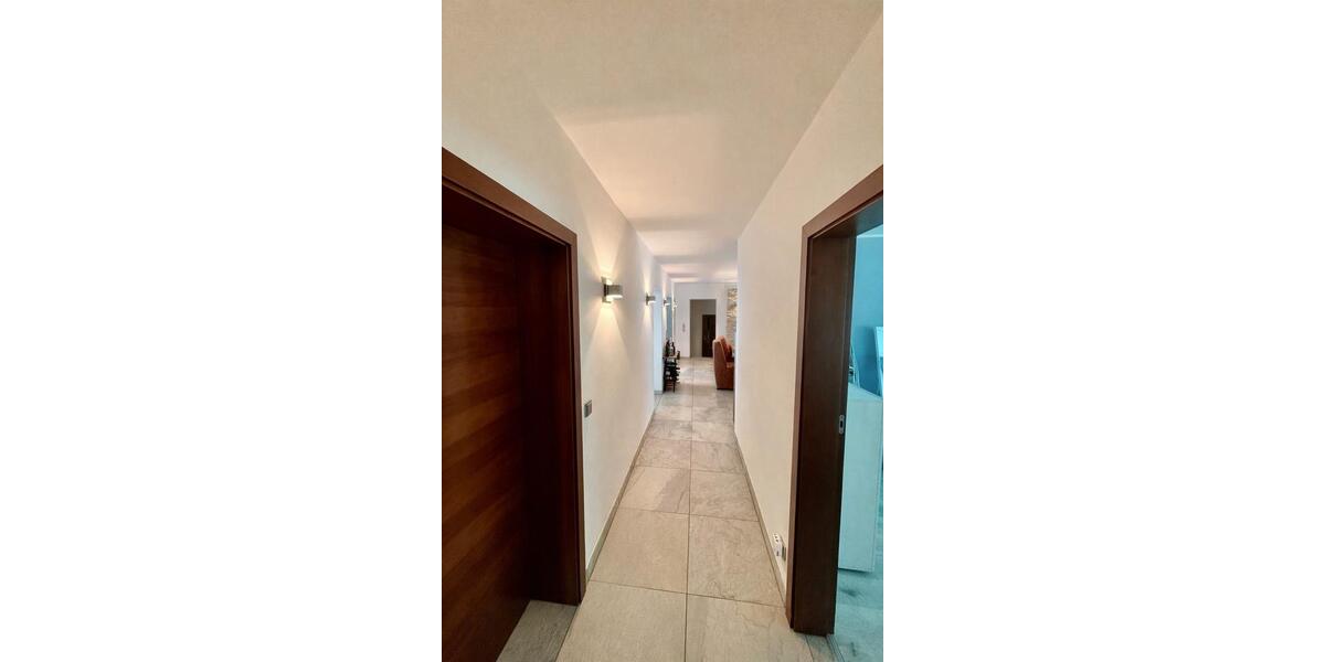Etagenwohnung Pulheim - 3 Zimmer, 131 m&sup2;, 1.790&euro; | Angebot:26453765