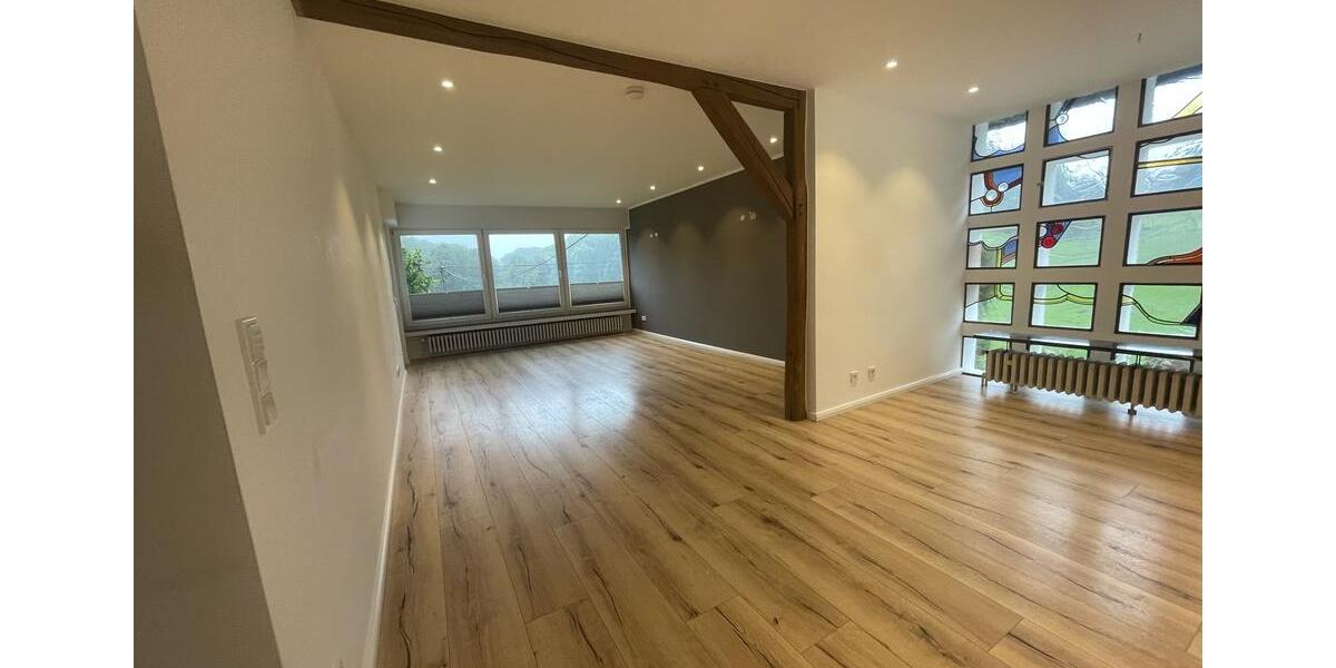 Einfamilienhaus Bergisch Gladbach - 3 Zimmer, 115 m&sup2;, 1.600&euro; | Angebot:26670208
