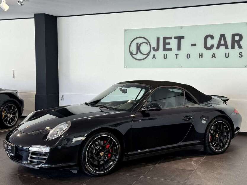 911