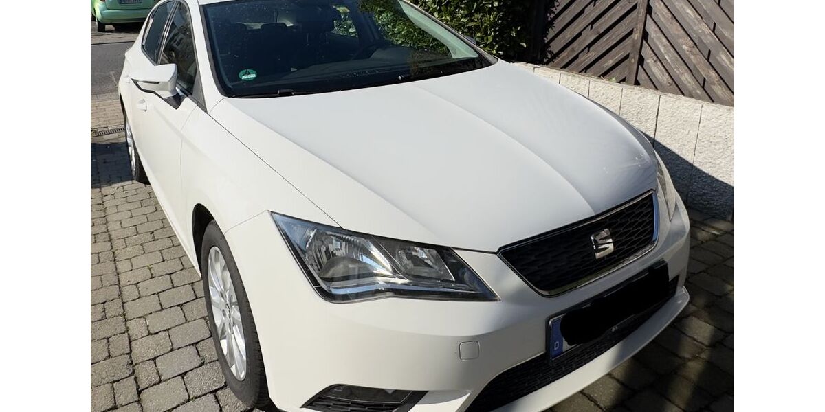 Seat Leon 152.500 km 7.900 &euro; Düsseldorf 40476