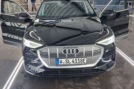 Audi e-tron 72.000 km 24.500 &euro; Wuppertal 42115