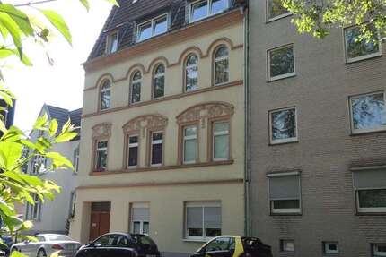 Haus zum Kaufen in Essen 619.000 € 410 m²