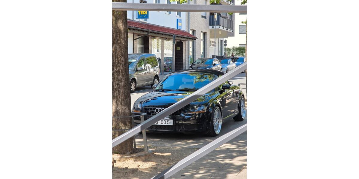 Audi TT 119.000 km 9.690 &euro; Solingen 42719