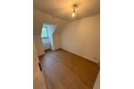 Dachgeschoßwohnung Düsseldorf Oberbilk - 2.5 Zimmer, 49 m&sup2;, 1.000&euro; | Angebot:27594691