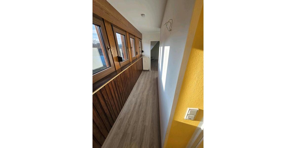 Dachgeschoßwohnung Sprockhövel - 3 Zimmer, 62 m&sup2;, 650&euro; | Angebot:24741387