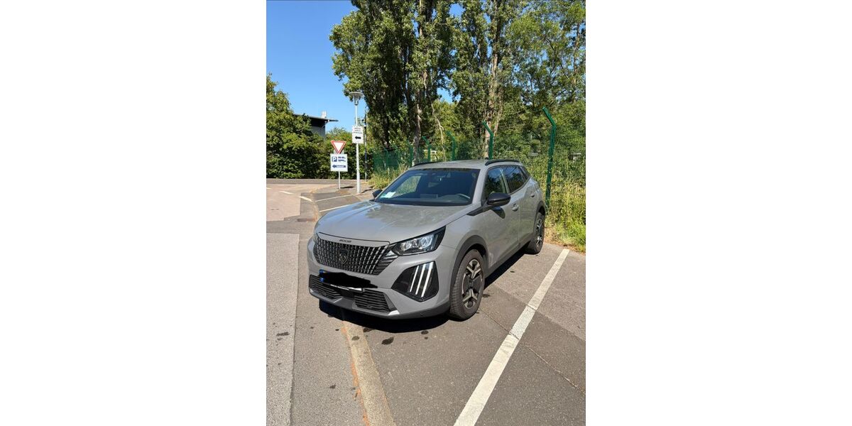 Peugeot 2008 31.496 km 18.999 &euro; Köln 50676