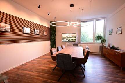 Büro in Bochum 1.460 € 163 m²