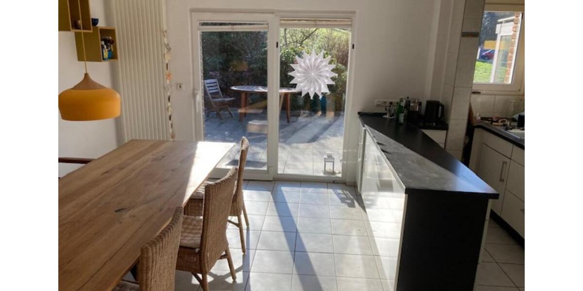 Erdgeschoßwohnung Hattingen Blankenstein - 2.5 Zimmer, 97 m&sup2;, 1.000&euro; | Angebot:25366377