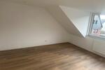 Dachgeschoßwohnung Hilden Kalstert - 3 Zimmer, 78 m&sup2;, 1.050&euro; | Angebot:27598315