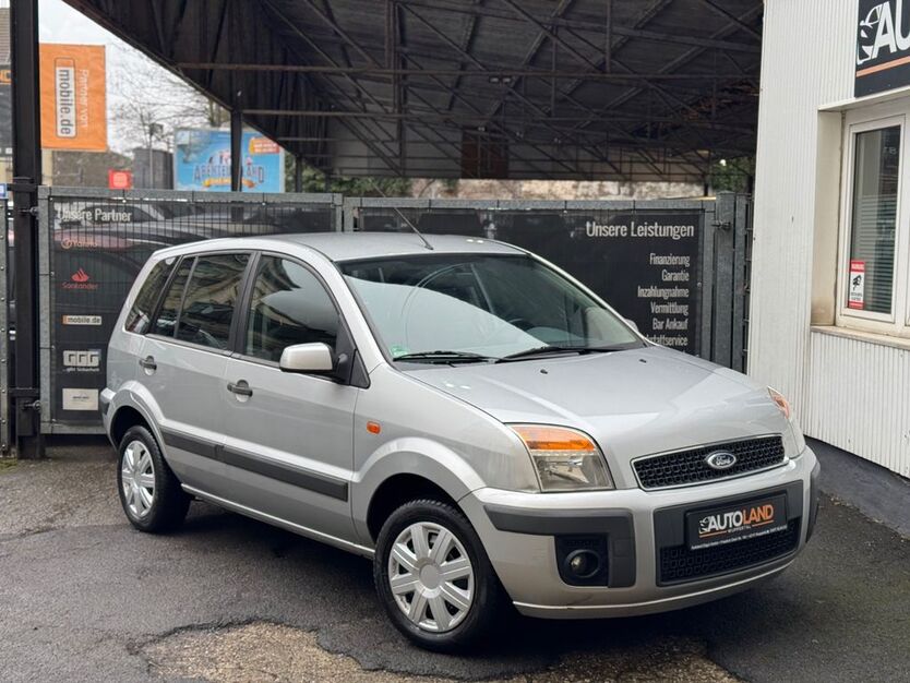 Ford Fusion 215.977 km 2.499 € Wuppertal 42117
