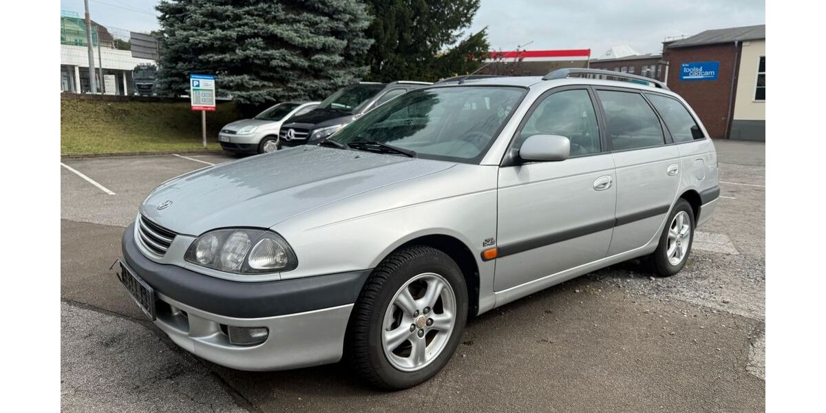 Toyota Avensis 188.258 km 2.999 &euro; Remscheid 42855