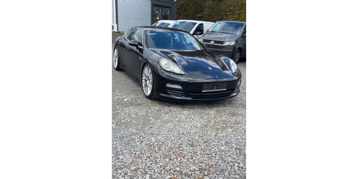 Porsche Panamera 272.000 km 16.300 &euro; Overath 51491