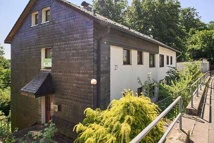 Haus zum Kaufen in Velbert 298.000 € 123 m²