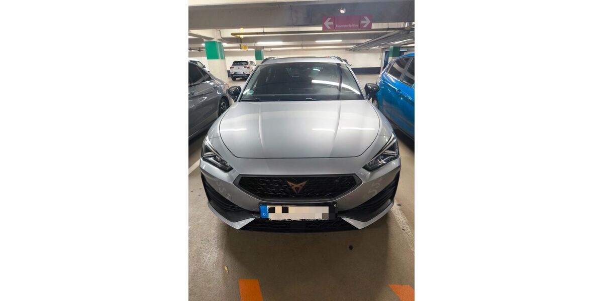 Cupra Leon 47.000 km 24.400 &euro; Köln 50825