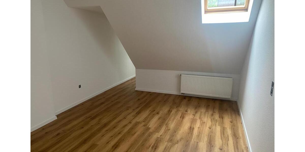 Mehrfamilienhaus, Wohnhaus Wuppertal Gemarkung Vohwinkel - 16 Zimmer, 500 m&sup2;, 765.000&euro; | Angebot:26698959
