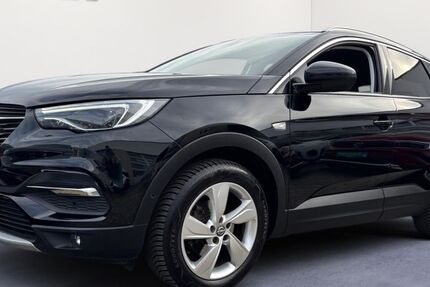 Opel Grandland (X) 59.910 km 16.980 &euro; Düsseldorf 40231