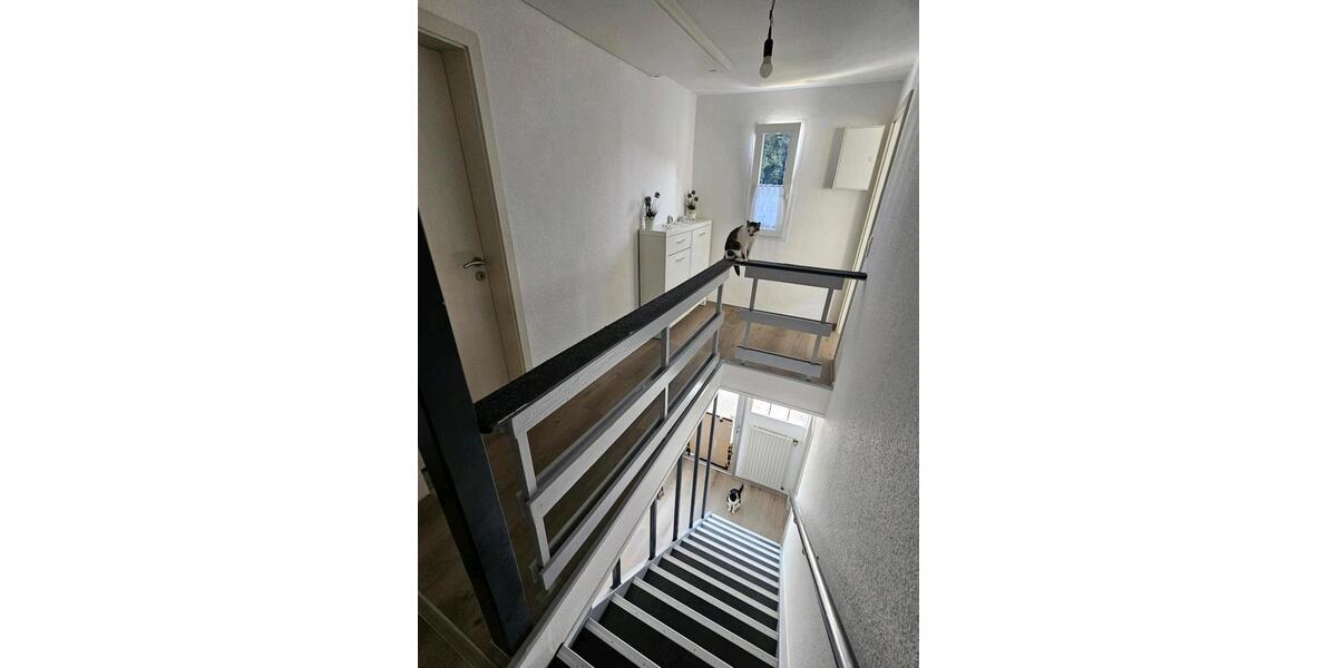 Einfamilienhaus Solingen - 3.5 Zimmer, 85 m&sup2;, 825&euro; | Angebot:27614930