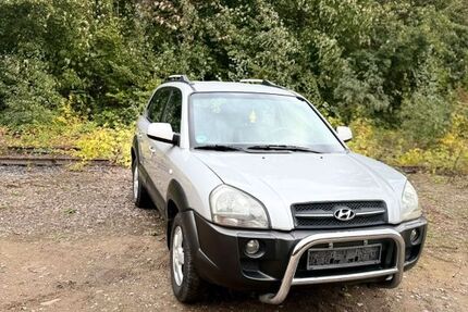 Hyundai TUCSON 183.700 km 2.900 € Düsseldorf 41471
