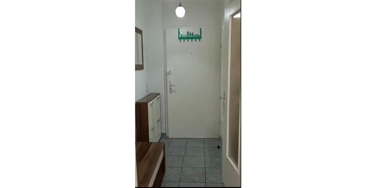 Etagenwohnung Köln Ehrenfeld - 1 Zimmer, 25 m&sup2;, 650&euro; | Angebot:25922843