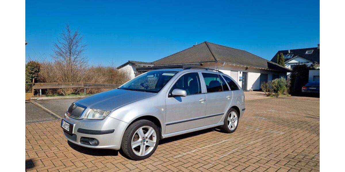 Skoda Fabia 390.000 km 1.800 &euro; Dormagen 41540