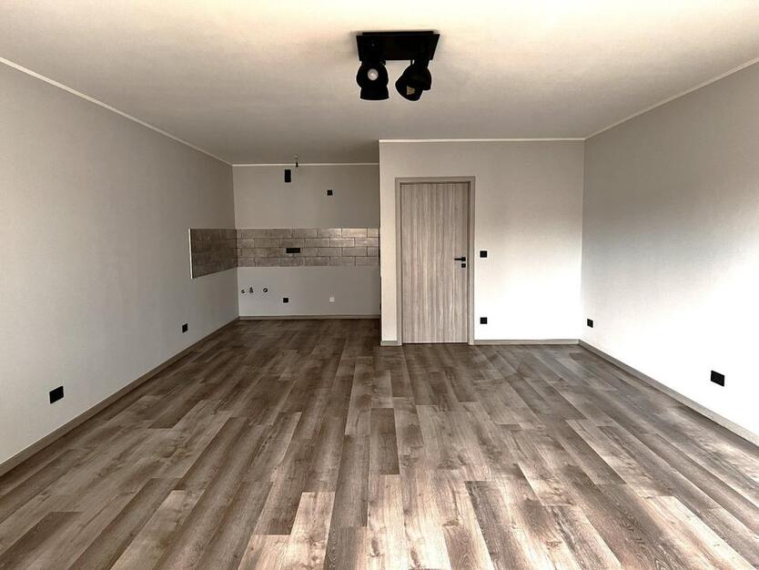 1,5-Zimmer-Wohnung mit Balkon, Erstbezug nach Sanierung zimmer