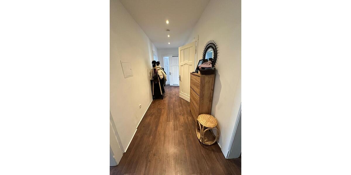 Etagenwohnung Wuppertal Elberfeld - 4 Zimmer, 120 m&sup2;, 1.100&euro; | Angebot:24772534