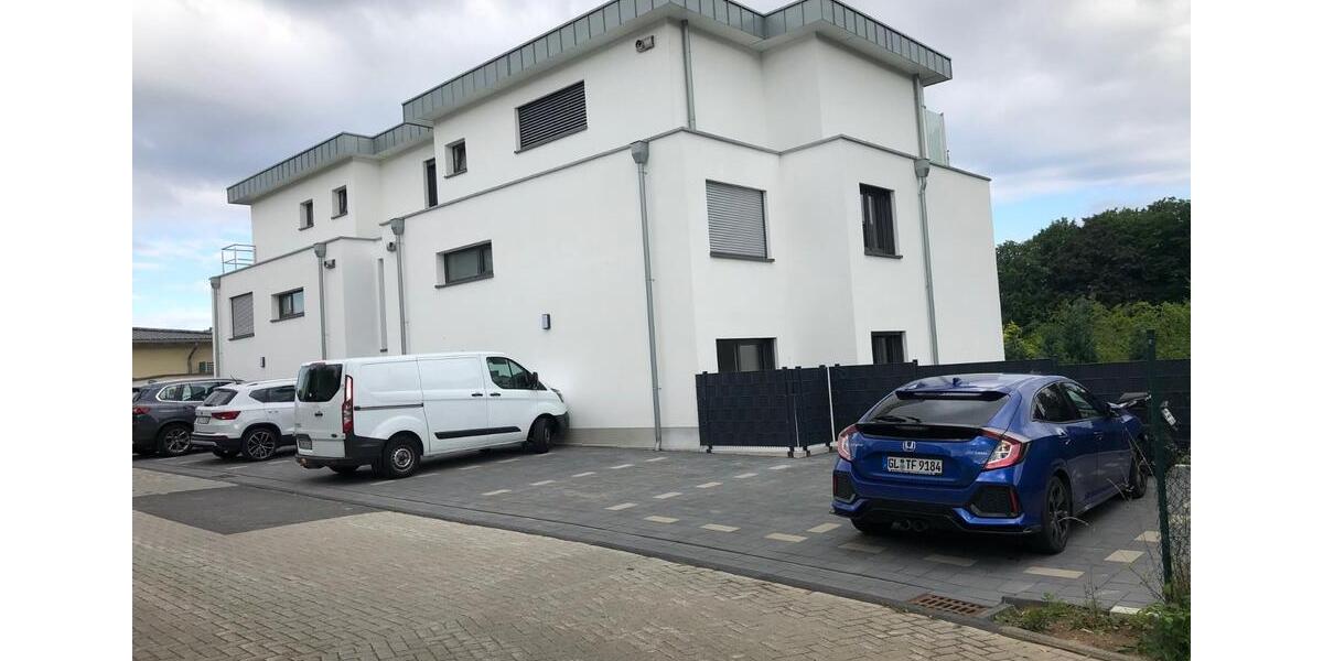 Einfamilienhaus Bergisch Gladbach - 3 Zimmer, 124 m&sup2;, 1.700&euro; | Angebot:25589822