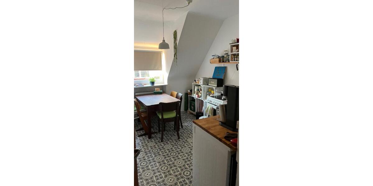 Dachgeschoßwohnung Köln Nippes - 1 Zimmer, 68 m&sup2;, 1.190&euro; | Angebot:24353618