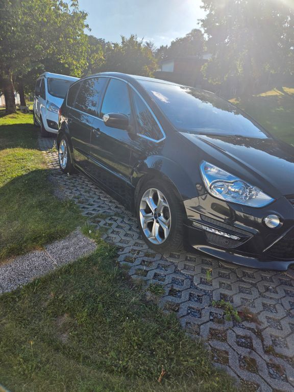 S-Max