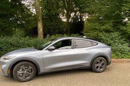 Ford Mustang Mach-E 44.000 km 33.000 &euro; Düsseldorf 40225