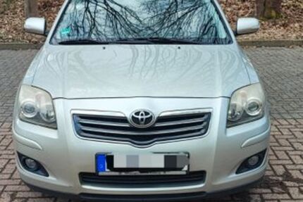 Toyota Avensis 217.000 km 3.300 &euro; Neuss 41469