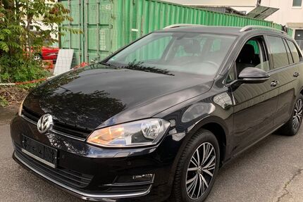 VW Golf 114.000 km 9.750 &euro; Bergisch Gladbach 51465