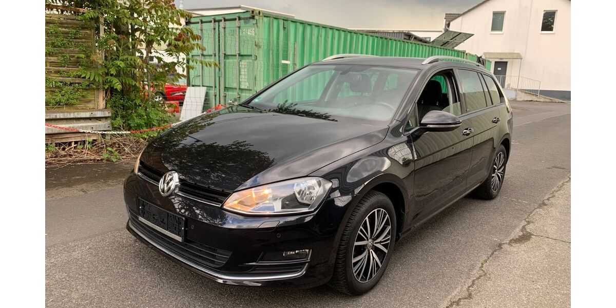 VW Golf 114.000 km 9.750 &euro; Bergisch Gladbach 51465