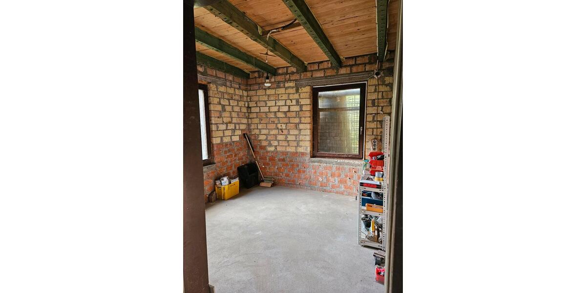 Einfamilienhaus Wipperfürth - 8 Zimmer, 170 m&sup2;, 210.000&euro; | Angebot:23712641