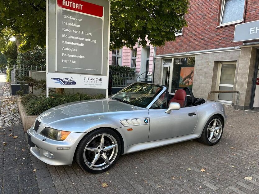 BMW Z3 84.769 km 34.900 € Düsseldorf 40476