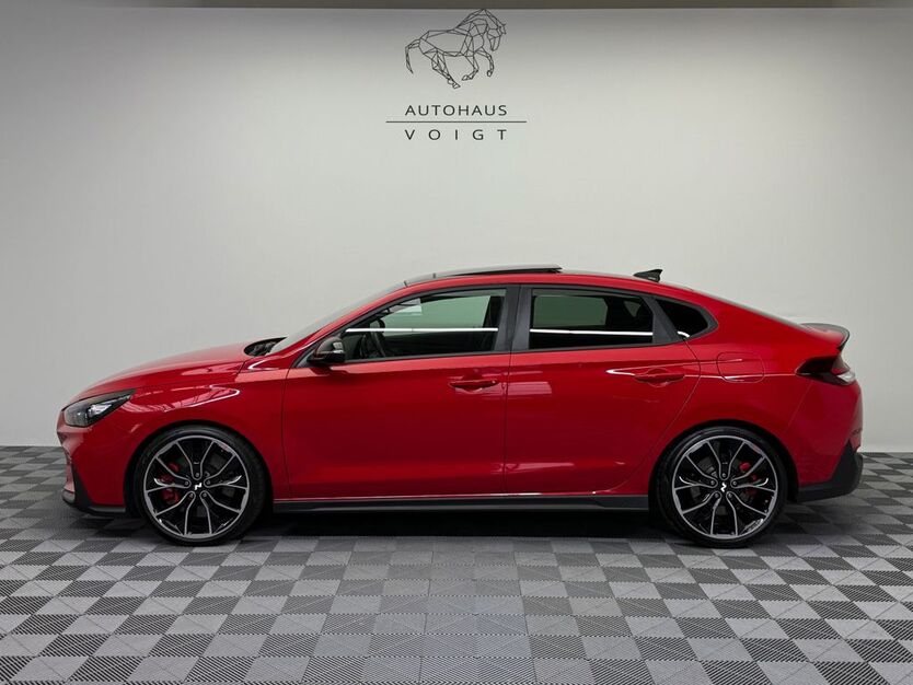 i30