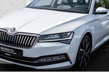 Skoda Superb 14.866 km 36.990 &euro; Düsseldorf 40474