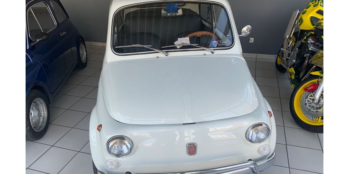 Fiat 500L 1.111 km 12.900 &euro; Düsseldorf 40591