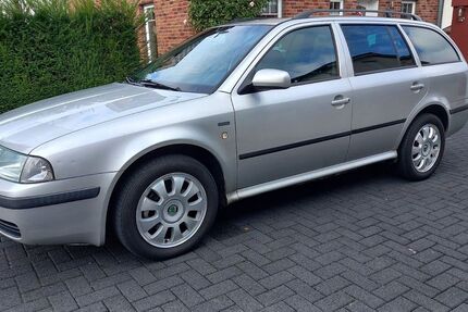 Skoda Octavia 568.000 km 1.950 € Radevormwald 42477