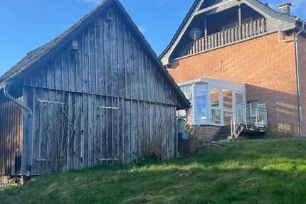 Haus Wipperfürth - 5 Zimmer, 227 m&sup2;, 1.950&euro; | Angebot:26854570