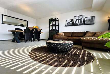 Wohnung Köln Mülheim - 2 Zimmer, 65 m&sup2;, 790&euro; | Angebot:26002690