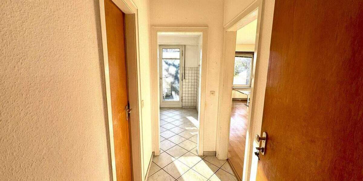 Reihenmittelhaus Erkrath Hochdahl - 6 Zimmer, 118 m&sup2;, 350.000&euro; | Angebot:24792925