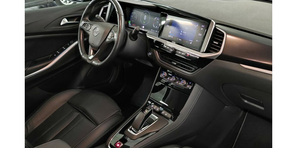 Opel Grandland Ultimate Plug-in-Hybrid Matrix|360° 36.851 km 25.950 € Wermelskirchen 42929