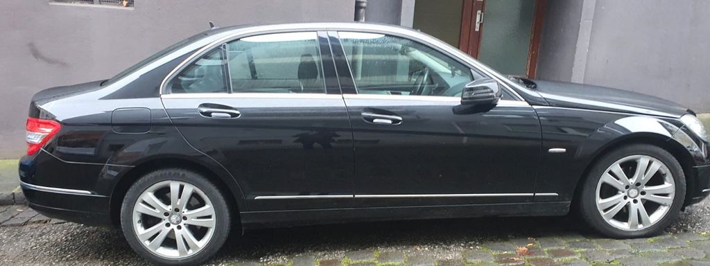 Mercedes-Benz C 250 146.000 km 10.000 &euro; Wuppertal 42287