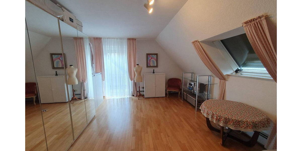 Mehrfamilienhaus, Wohnhaus Ratingen Zentrum - 8 Zimmer, 220 m&sup2;, 930.000&euro; | Angebot:26607345