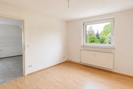 Wohnung Düsseldorf Stadtbezirk 5 - 4 Zimmer, 121 m&sup2;, 165.000&euro; | Angebot:27671478