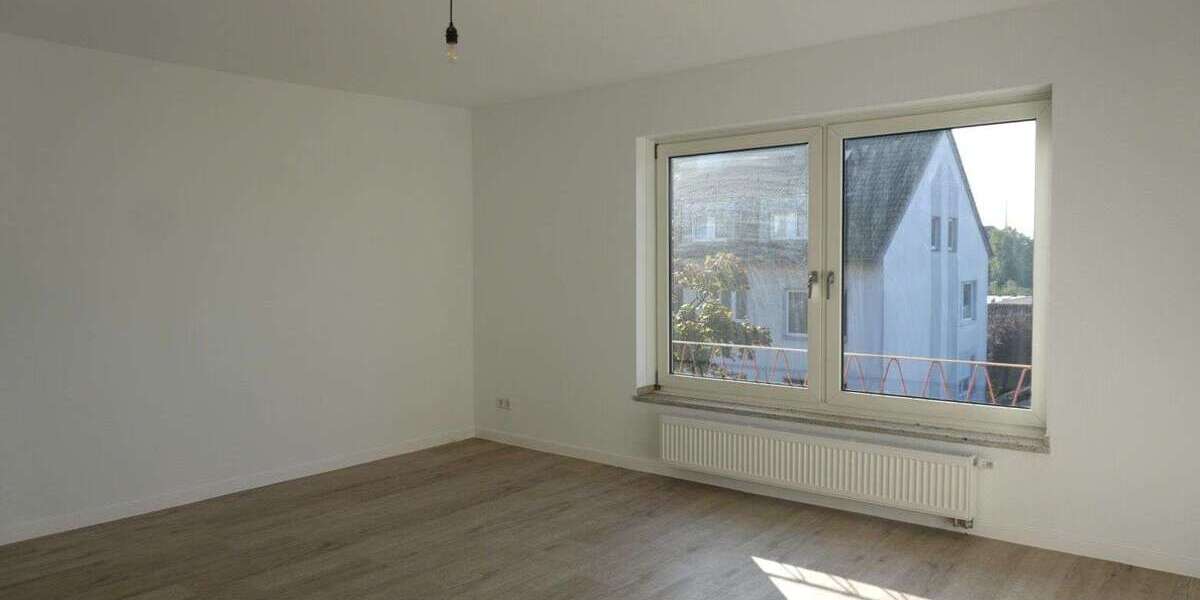 Etagenwohnung Neuss Barbaraviertel - 3 Zimmer, 77 m&sup2;, 780&euro; | Angebot:27634126