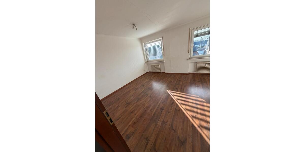 Etagenwohnung Dormagen Hackenbroich - 1 Zimmer, 30 m&sup2;, 710&euro; | Angebot:25484231