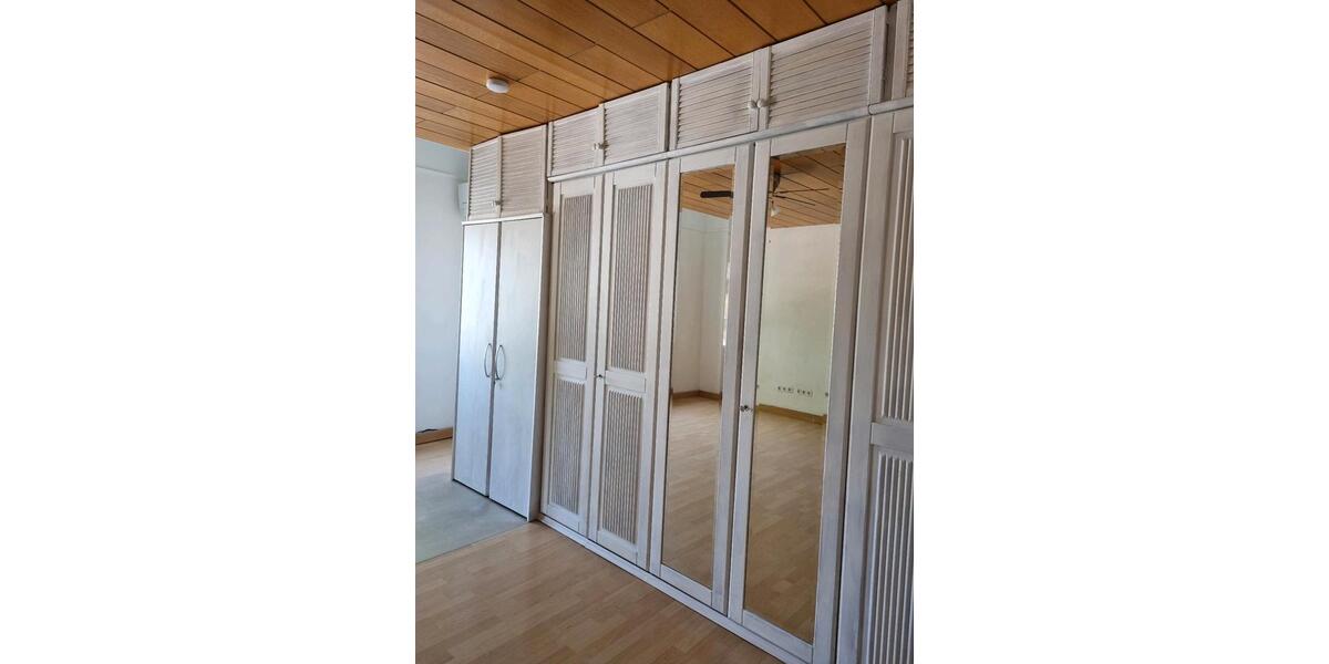 Etagenwohnung Wuppertal Gemarkung Elberfeld - 5 Zimmer, 164 m&sup2;, 1.300&euro; | Angebot:26168973